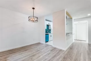 Photo #4: 20903732 Listing 