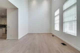 Photo #6: 20906728 Listing 