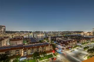 Photo #4: 20907889 Listing