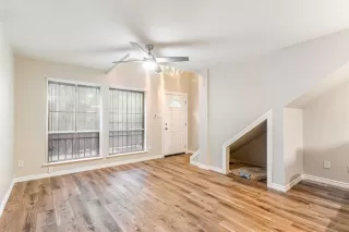 Photo #6: 20907896 Listing 