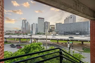 More Details about MLS # 20908638 : 2502 LIVE OAK STREET #332