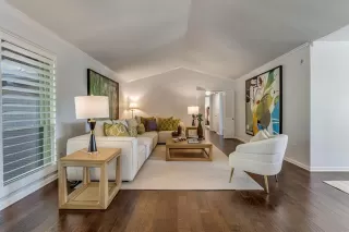 Photo #6: 20909884 Listing 