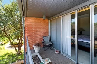 Photo #4: 20912426 Listing 