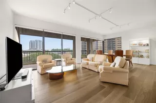 Photo #4: 20912443 Listing 