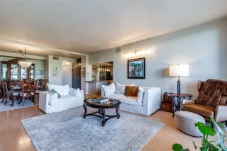 Photo #4: 20913367 Listing 