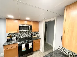 Photo #5: 20913836 Listing 