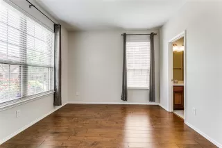 Photo #6: 20916469 Listing 