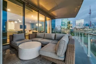 Photo #6: 20916861 Listing 