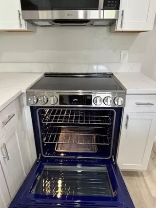 Photo #3: 20917800 Listing 