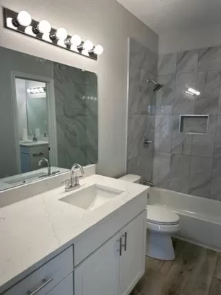 Photo #6: 20917800 Listing 