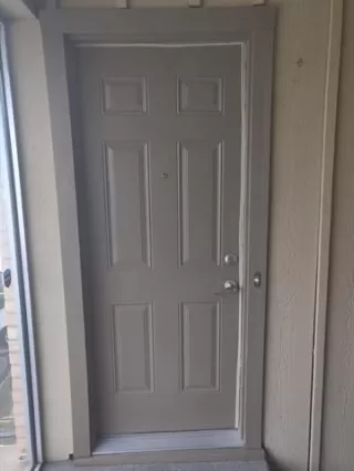 Photo #4: 20917947 Listing