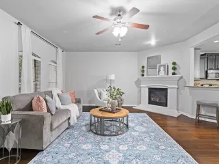 Photo #4: 20920211 Listing 