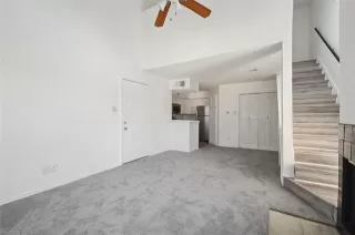 Photo #3: 20922254 Listing