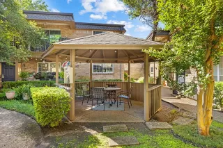 More Details about MLS # 20922319 : 7908 ROYAL LANE #122 B