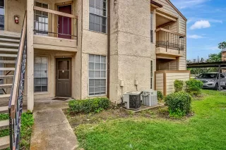 Photo #2: 20926957 Listing 