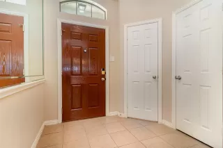 Photo #3: 20928663 Listing