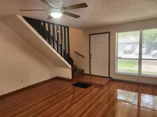 Photo #2: 20929878 Listing 