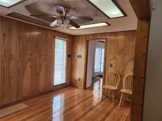 Photo #4: 20929878 Listing 