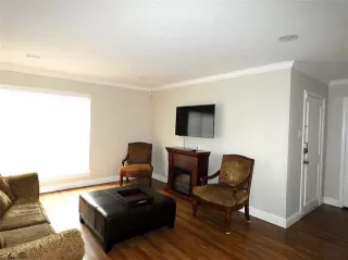 Photo #2: 20931237 Listing 