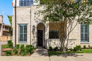 Browse active condo listings in SORRENTO