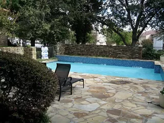 Photo #2: 20932025 Listing 