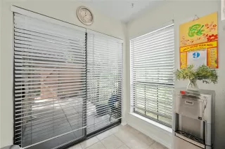 Photo #5: 20932302 Listing