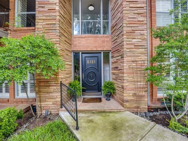 MLS: 20932674 Condo For Sale