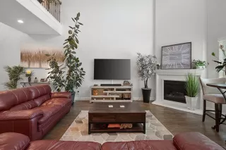 Photo #3: 20932757 Listing