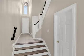 Photo #3: 20932854 Listing