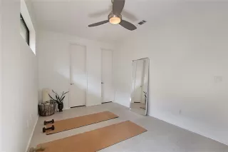 Photo #6: 20933481 Listing 