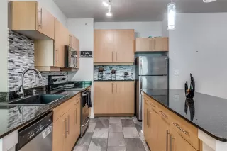 Photo #4: 20933681 Listing