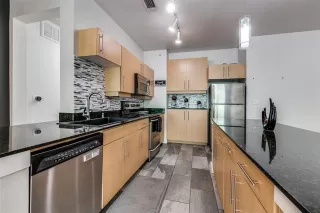 Photo #6: 20933681 Listing