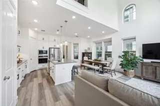 Photo #4: 20933959 Listing 