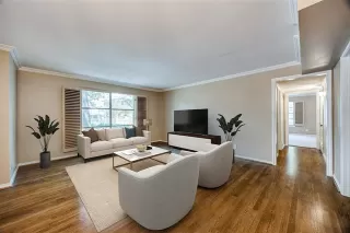 Photo #5: 20934918 Listing