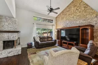 More Details about MLS # 20934972 : 2902 SHADY LAKE CIRCLE