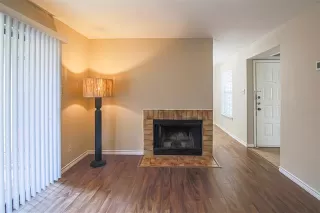 Photo #6: 20935054 Listing