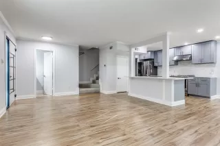 Photo #6: 20938704 Listing