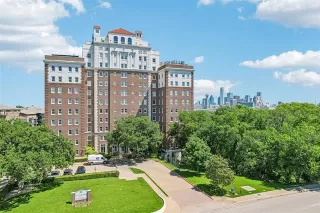 Photo #2: 20939127 Listing 