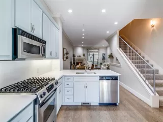 Photo #4: 20939597 Listing 