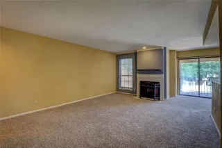 Photo #4: 20939782 Listing