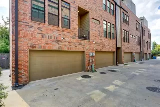 Photo #2: 20940563 Listing 