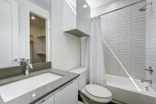 Photo #6: 20940563 Listing 