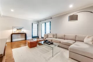 Photo #2: 20941566 Listing