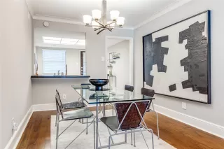 Photo #4: 20941566 Listing