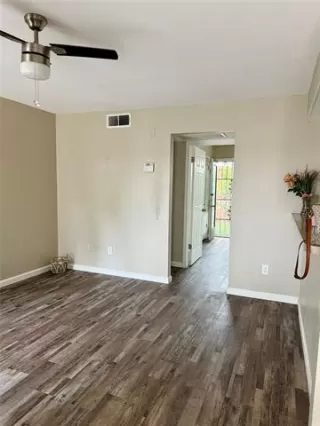 Photo #6: 20941877 Listing 