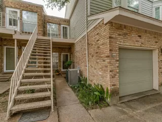 Photo #3: 20942958 Listing 