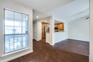 Photo #6: 20943481 Listing