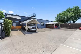 Photo #5: 20943766 Listing 