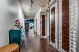 Photo #2: 20944650 Listing