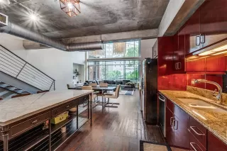 Photo #3: 20944650 Listing